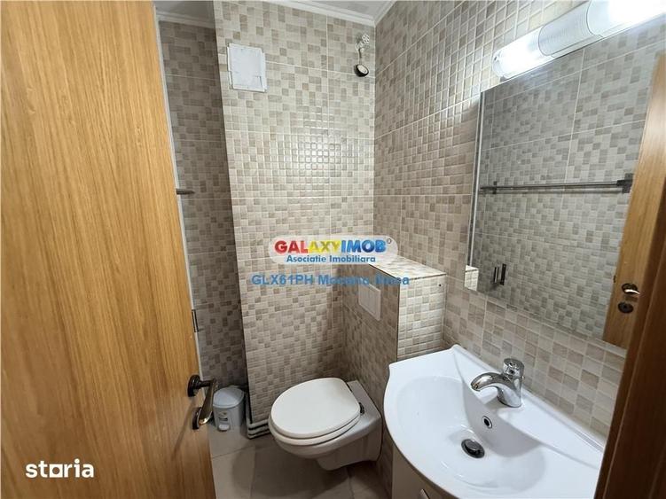 Apartament cu 3 camere decomandat în Gheorghe Doja