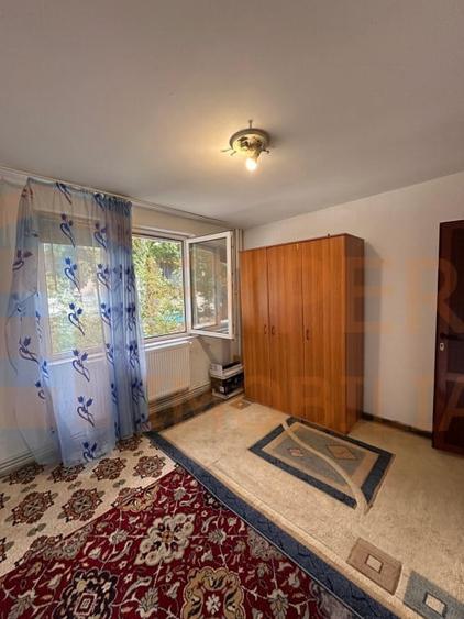 Apartament cu 2 camere semidecomandat, mobilat în Tomis II