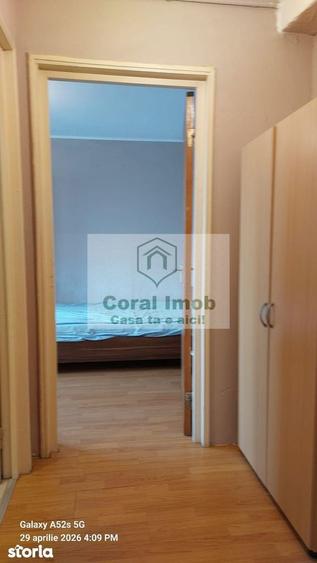 Apartament cu 2 camere semidecomandat în Tei