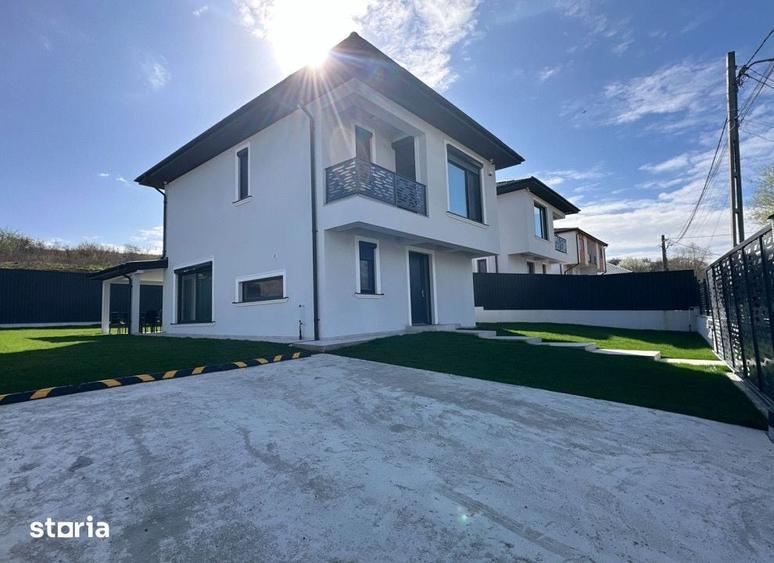 Casă cu 4 camere cu Teren 495 Mp în Bucium