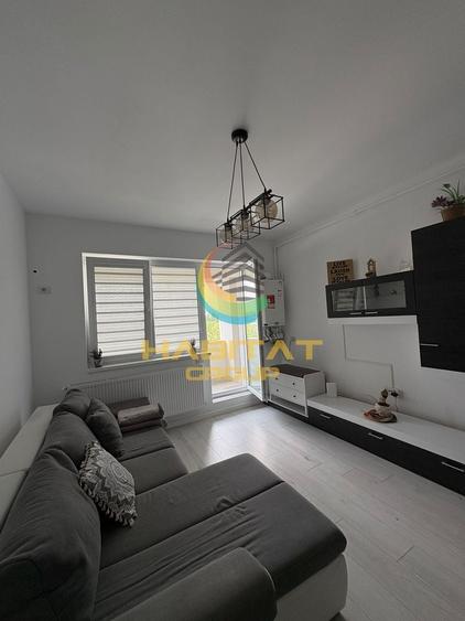 De inchiriat Apartament 2 Camere sector 4 Luica- Brancoveanu - 2