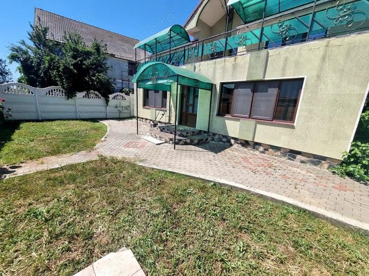 Casă cu 5 camere cu Teren 544 Mp în Agigea