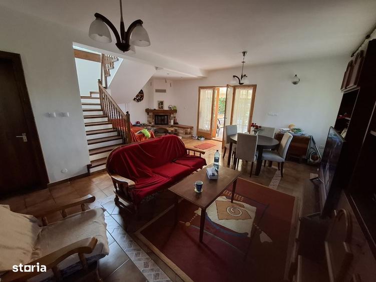 Casa si curte pentru o familie - 5