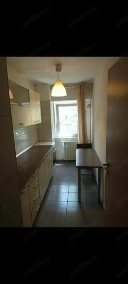 Garsonieră decomandată în Vitan