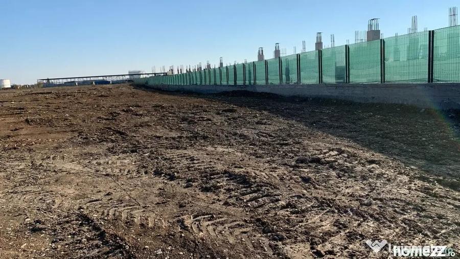 Teren în Ferme