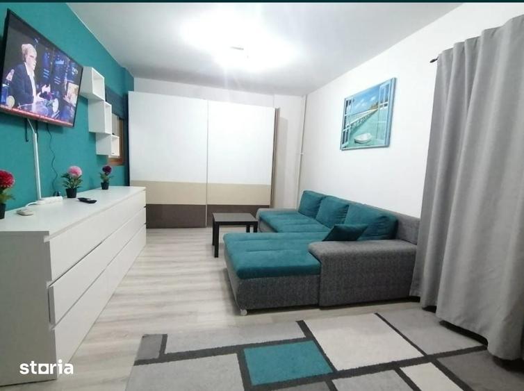 Apartament cu 2 camere decomandat în Micro 3
