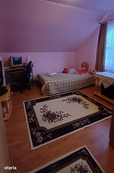 Casă cu 4 camere cu Teren 600 Mp în Corunca