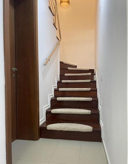 Casă cu 4 camere cu Teren 80 Mp în Aviației