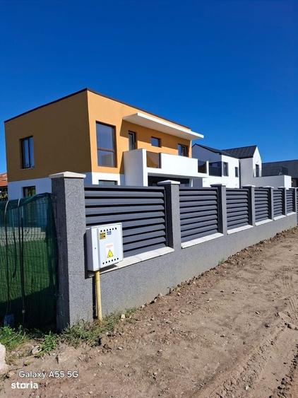 Casă cu 4 camere cu Teren 414 Mp în Hărman