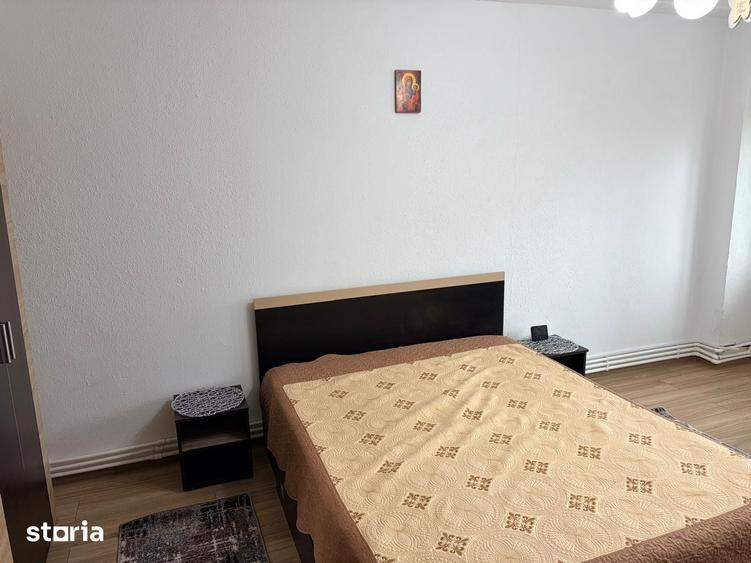 Garsonieră decomandată în Rahova