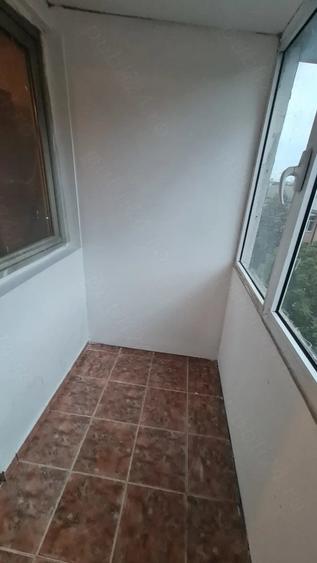 Apartament cu 2 camere decomandat în Mircea cel Bătrân