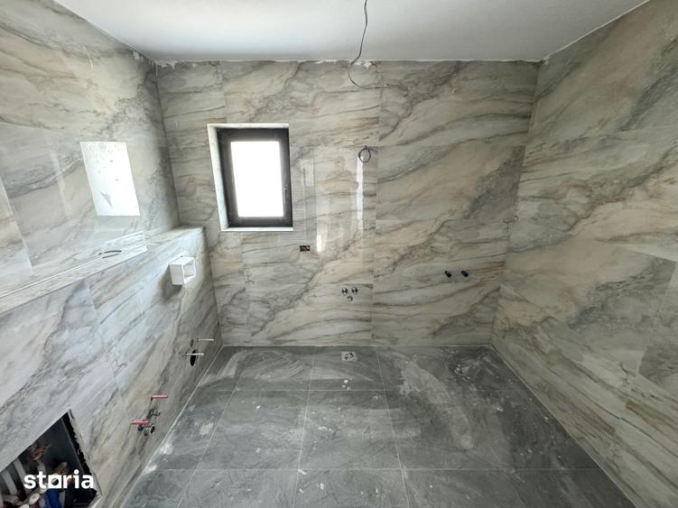 Casă cu 4 camere cu Teren 300 Mp în Valea Lupului