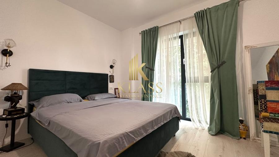 Apartament cu 3 camere semidecomandat, mobilat în Cotroceni