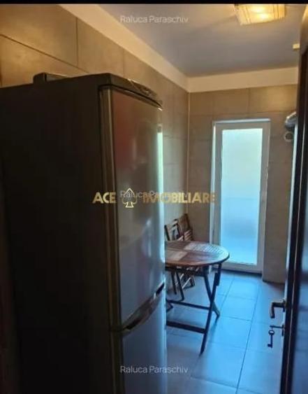 Apartament cu 2 camere decomandat, mobilat în Păcii