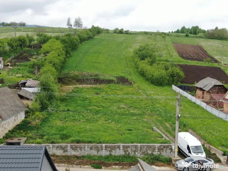 Teren de 5000 mp, în Valea Arini