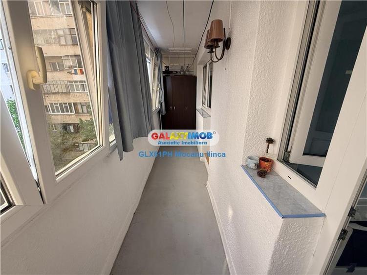 Apartament cu 4 camere decomandat, mobilat în Republicii