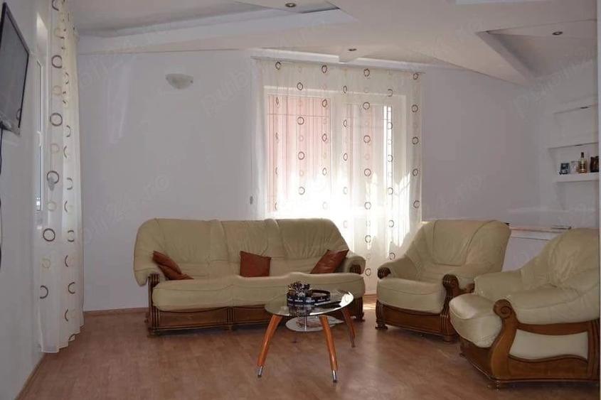Casă cu 5 camere cu Teren 1000 Mp în Nord