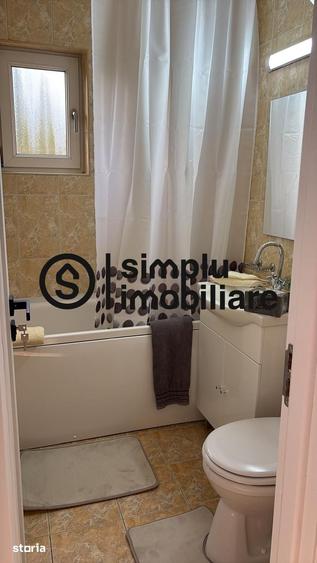 Apartament cu 3 camere în 1 Mai