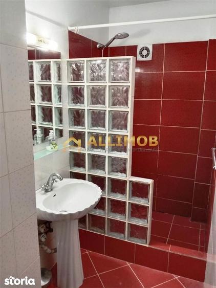 Apartament cu 2 camere în Republicii