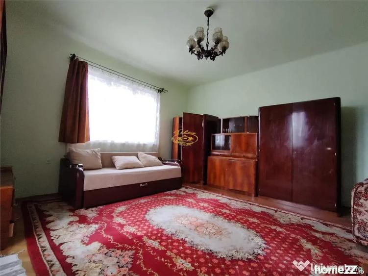 Casă cu 2 camere cu Teren 469 Mp în Central