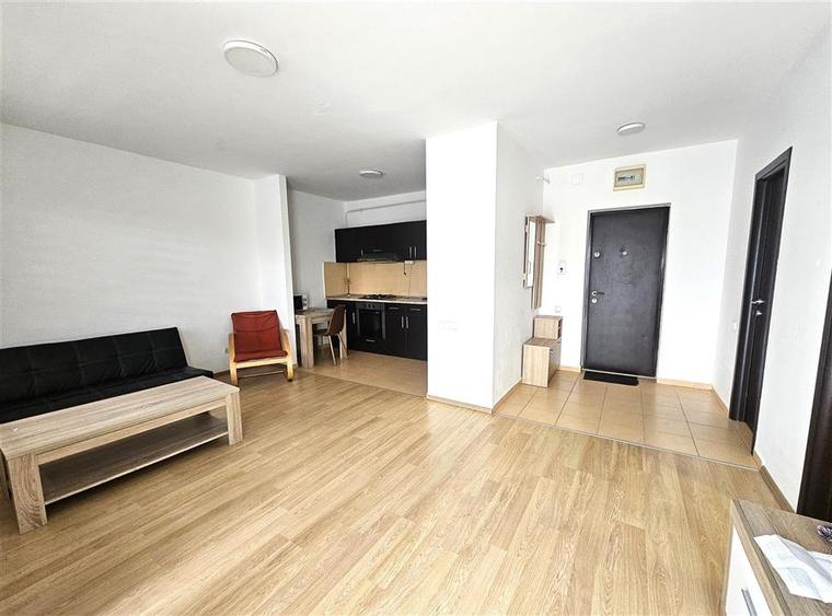 Apartament cu 2 camere semidecomandat în Tătărași