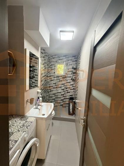 Apartament cu 3 camere semidecomandat, mobilat în Tomis Nord