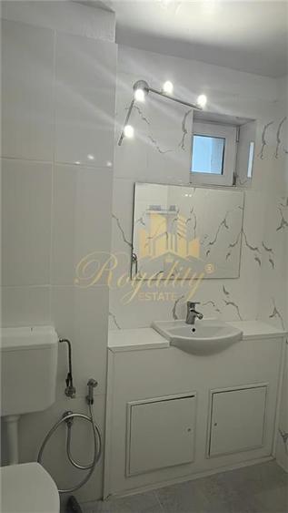 Apartament cu 3 camere decomandat, mobilat în Complex Studențesc