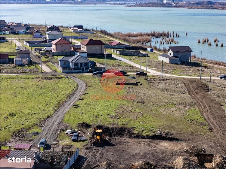 Teren de 615 mp, în Corbu