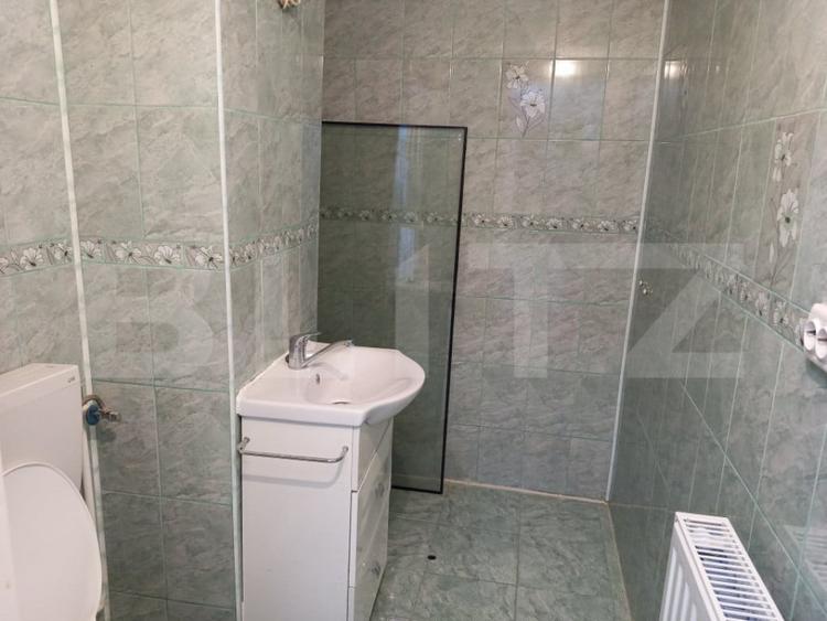 Apartament cu 3 camere decomandat în Cetate