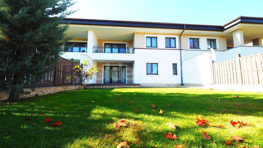 Duplex cu 5 camere cu Canalizare în Pipera