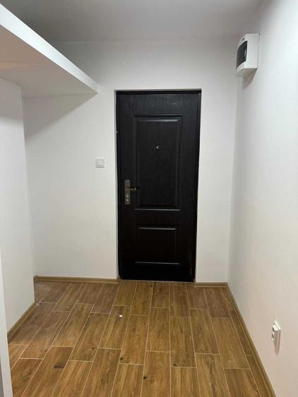 Apartament cu 2 camere nedecomandat în Micro 16