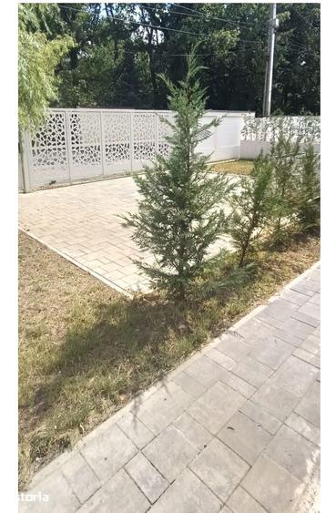Apartament cu 3 camere decomandat în Păulești