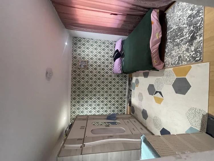 Casă cu 5 camere în Central