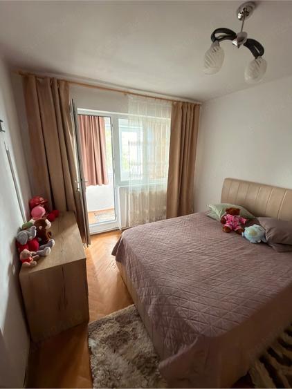 Apartament cu 2 camere semidecomandat în Hipodrom