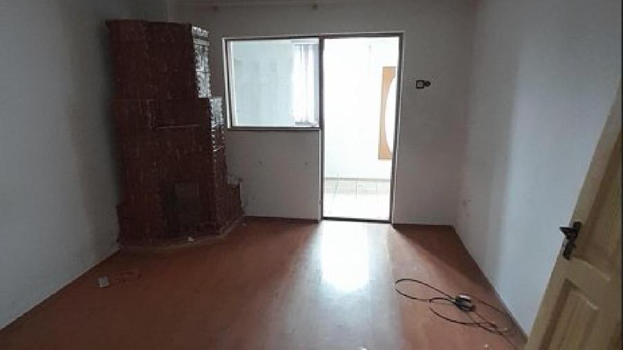 Casă individuală cu 6 camere cu Teren 436 Mp în Ștefănești