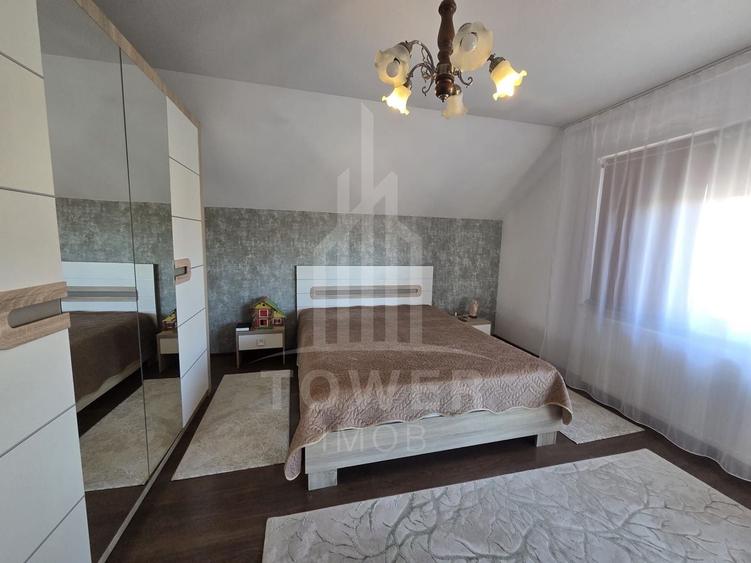 Casă individuală cu 10 camere cu Canalizare în Calea Poplăcii