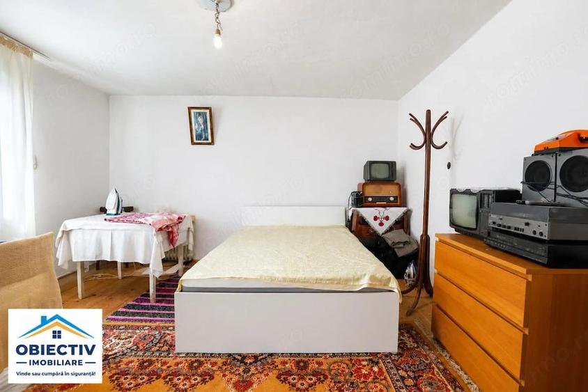 Casă cu Teren 3085 Mp în Crăcăoani