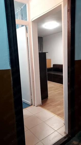 Vind Garsoniera . - 5