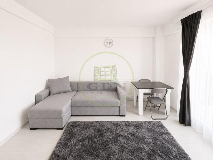 Apartament cu 2 camere semidecomandat, mobilat în Otopeni