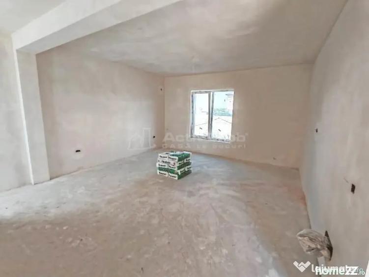 Casă cu 4 camere cu Teren 200 Mp în Prelungirea Ghencea