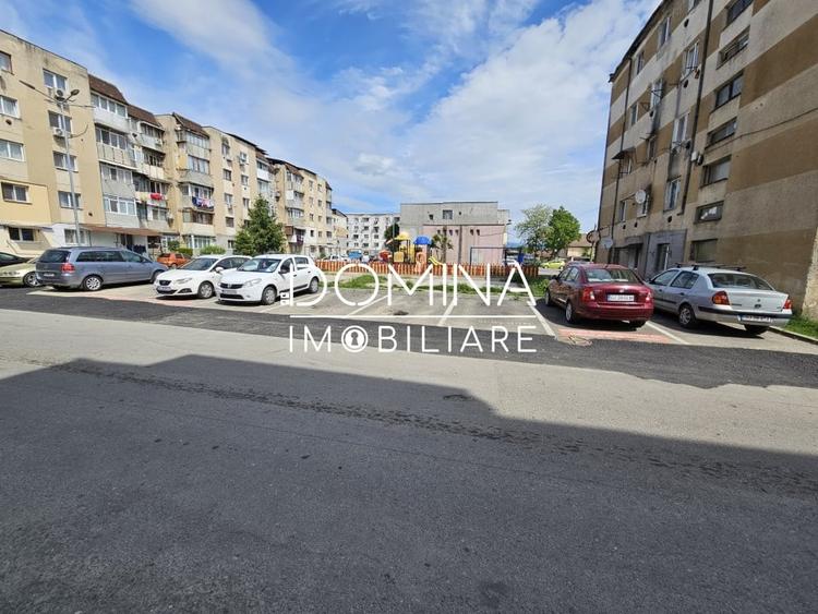Teren Construcții intravilan de 250 mp, în Lotrului