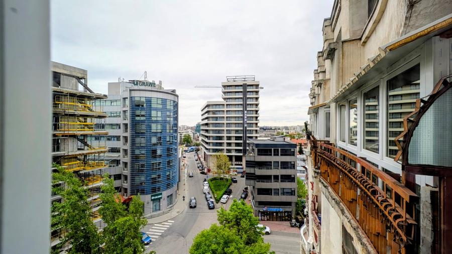 Unirii stradal,bloc monolit,mobilat/utilat,totul nou,ultralux,vedere panoramica - 16