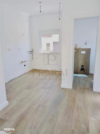 Casă cu 5 camere cu Teren 215 Mp în Mehala
