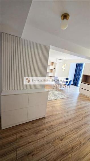 Apartament cu 2 camere semidecomandat, mobilat în Băneasa