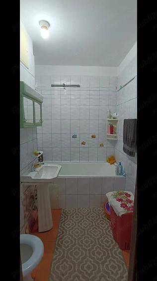 Apartament 3 Camere De Inchiriat Sector 2 - 7