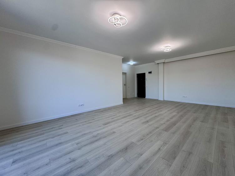 Apartament cu 2 camere semidecomandat în Florești