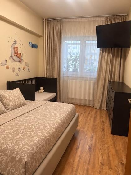 Apartament cu 3 camere decomandat, mobilat în Pantelimon