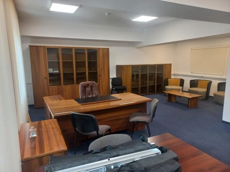 Birou, de 56 mp, în Centrul Istoric