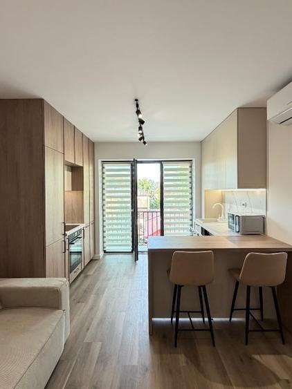 Apartament 2 camere nou, prima inchiriere - central, Universitate - 1