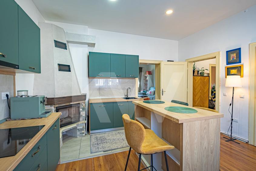 Apartament cu 2 camere semidecomandat, mobilat în Lupeni